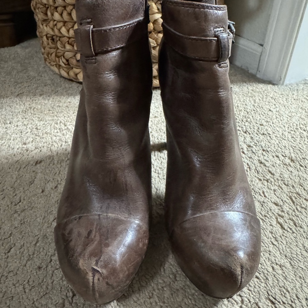 Stylish Brown Ankle Boots